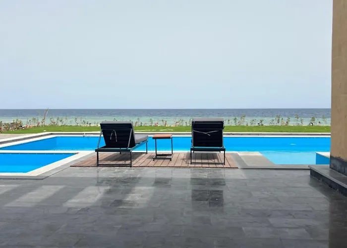 Kuba Luxury Heated Pool *