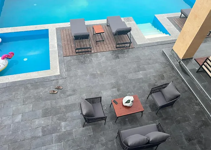 Kuba Luxury Heated Pool فيلة