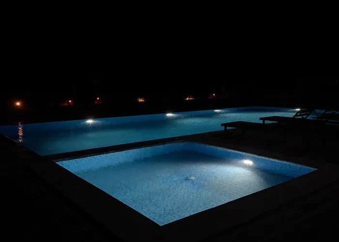 Kuba Luxury Heated Pool فيلة *