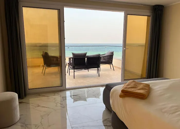 Kuba Luxury Heated Pool *
