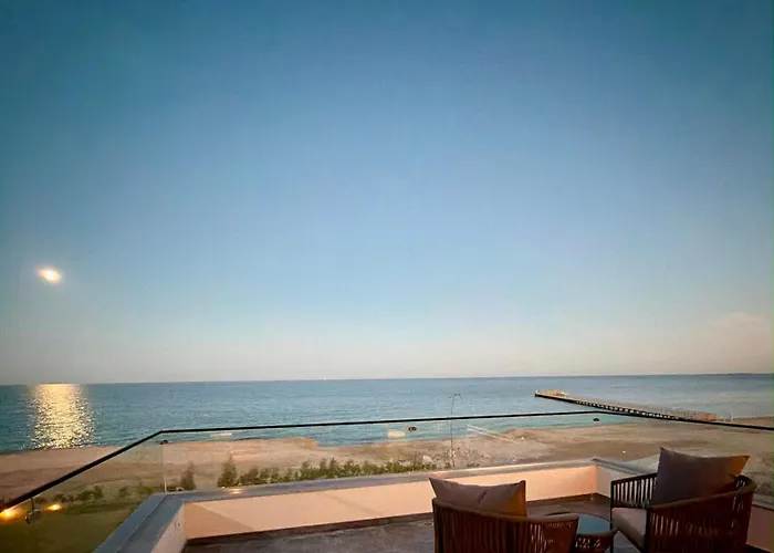 Kuba Luxury Heated Pool الغردقة